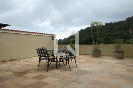 Casa à venda com 286m², 3 quartos e 2 vagasVaranda dos Quartos 1 e 2