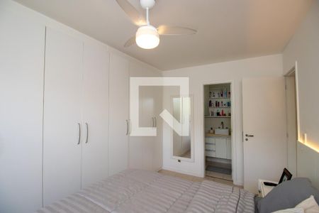 Apartamento à venda com 158m², 3 quartos e 2 vagas Apartamento à venda com 158m², 3 quartos e 2 vagasQuarto 2