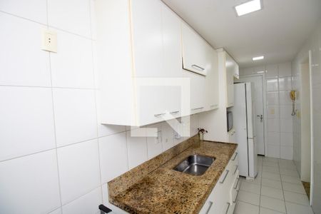 Apartamento à venda com 158m², 3 quartos e 2 vagas Apartamento à venda com 158m², 3 quartos e 2 vagasCozinha