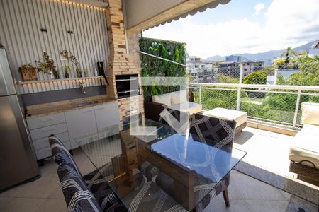 Apartamento à venda com 158m², 3 quartos e 2 vagas Apartamento à venda com 158m², 3 quartos e 2 vagasCobertura