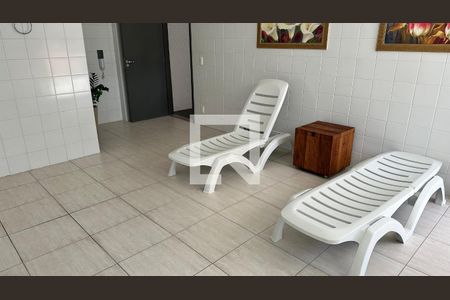 Apartamento à venda com 158m², 3 quartos e 2 vagas Apartamento à venda com 158m², 3 quartos e 2 vagasSaúna