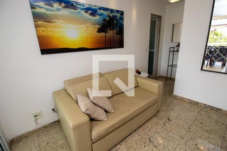 Apartamento à venda com 158m², 3 quartos e 2 vagas Apartamento à venda com 158m², 3 quartos e 2 vagasHall