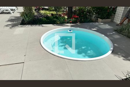 Apartamento à venda com 158m², 3 quartos e 2 vagas Apartamento à venda com 158m², 3 quartos e 2 vagasÁrea comum - Piscina