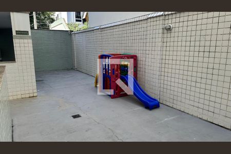 Apartamento à venda com 158m², 3 quartos e 2 vagas Apartamento à venda com 158m², 3 quartos e 2 vagasÁrea comum - Playground