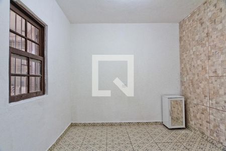 Sala/Quarto de casa para alugar com 1 quarto, 60m² em Jardim Regina, São Paulo