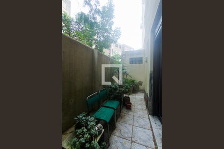 Apartamento à venda com 69m², 1 quarto e sem vaga Apartamento à venda com 69m², 1 quarto e sem vagaVaranda