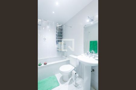 Apartamento à venda com 69m², 1 quarto e sem vaga Apartamento à venda com 69m², 1 quarto e sem vagaBanheiro da Suíte