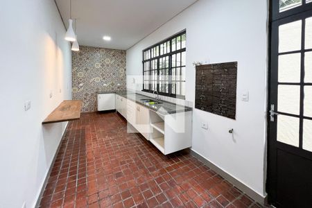 Casa à venda com 150m², 3 quartos e 2 vagas Casa à venda com 150m², 3 quartos e 2 vagasCozinha