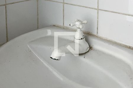 Casa à venda com 150m², 3 quartos e 2 vagas Casa à venda com 150m², 3 quartos e 2 vagasBanheiro de Serviço