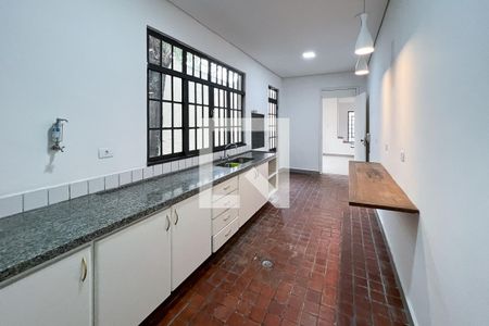 Casa à venda com 150m², 3 quartos e 2 vagas Casa à venda com 150m², 3 quartos e 2 vagasCozinha