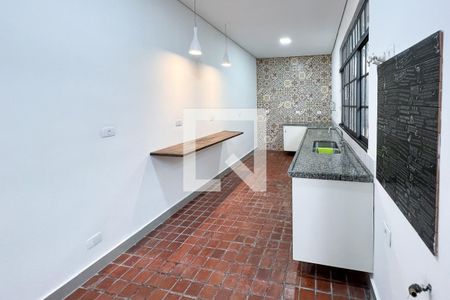 Casa à venda com 150m², 3 quartos e 2 vagas Casa à venda com 150m², 3 quartos e 2 vagasCozinha