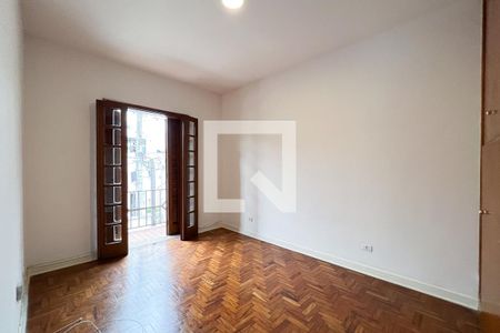 Casa à venda com 150m², 3 quartos e 2 vagas Casa à venda com 150m², 3 quartos e 2 vagasQuarto 2