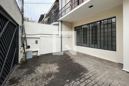 Casa à venda com 150m², 3 quartos e 2 vagas Casa à venda com 150m², 3 quartos e 2 vagasÁrea Externa