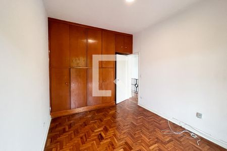 Casa à venda com 150m², 3 quartos e 2 vagas Casa à venda com 150m², 3 quartos e 2 vagasQuarto 2