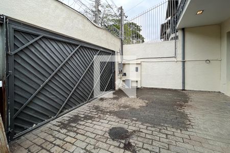 Casa à venda com 150m², 3 quartos e 2 vagas Casa à venda com 150m², 3 quartos e 2 vagasÁrea Externa