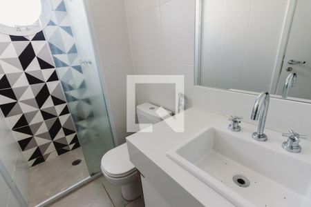 Banheiro de apartamento para alugar com 1 quarto, 33m² em Barra Funda, São Paulo