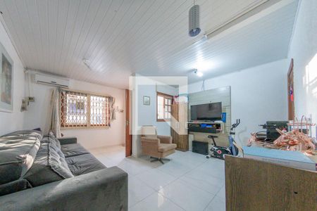 Sala de casa à venda com 2 quartos, 52m² em Campo Novo, Porto Alegre