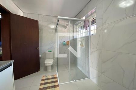 Casa à venda com 260m², 3 quartos e 4 vagas Casa à venda com 260m², 3 quartos e 4 vagasBanheiro da Suíte