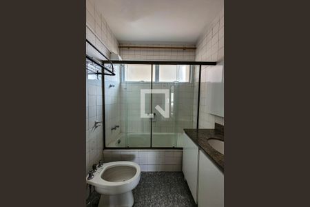 Apartamento à venda com 132m², 3 quartos e sem vagaBanheiro 1