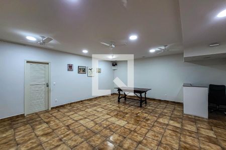Apartamento à venda com 132m², 3 quartos e sem vagaSalão de Festas
