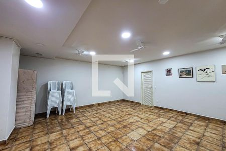 Apartamento à venda com 132m², 3 quartos e sem vagaSalão de Festas