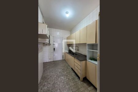 Apartamento à venda com 132m², 3 quartos e sem vagaCozinha