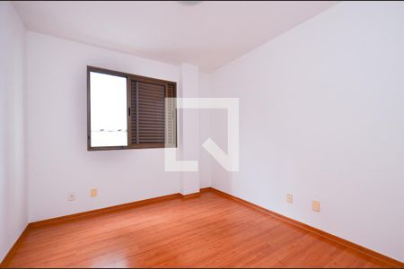 Quarto 1 de apartamento para alugar com 3 quartos, 130m² em Savassi, Belo Horizonte