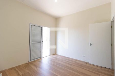 Casa à venda com 140m², 4 quartos e 2 vagas Casa à venda com 140m², 4 quartos e 2 vagasQuarto 1