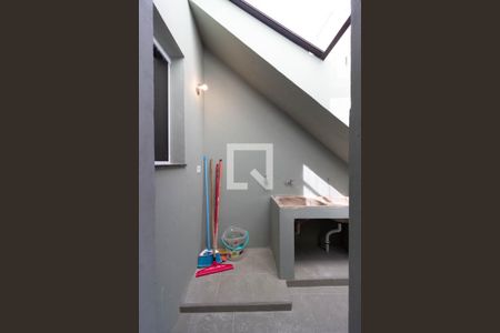 Casa à venda com 140m², 4 quartos e 2 vagas Casa à venda com 140m², 4 quartos e 2 vagasÁrea de serviço