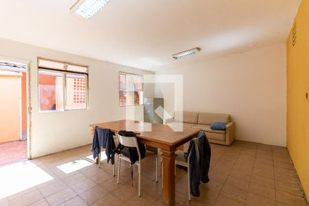 Apartamento à venda com 80m², 2 quartos e sem vaga Apartamento à venda com 80m², 2 quartos e sem vagaSalão de Jogos