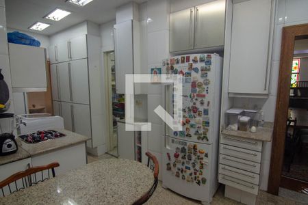 Apartamento à venda com 300m², 3 quartos e 1 vaga Apartamento à venda com 300m², 3 quartos e 1 vagaCozinha