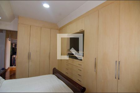 Apartamento à venda com 300m², 3 quartos e 1 vaga Apartamento à venda com 300m², 3 quartos e 1 vagaQuarto 3