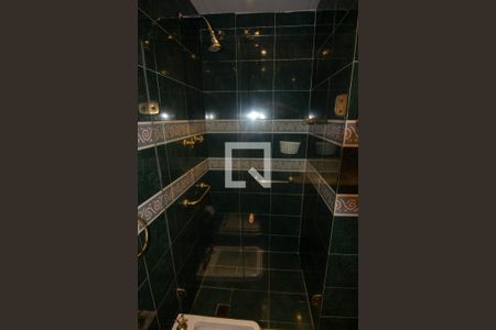 Apartamento à venda com 300m², 3 quartos e 1 vaga Apartamento à venda com 300m², 3 quartos e 1 vagaBanheiro Social