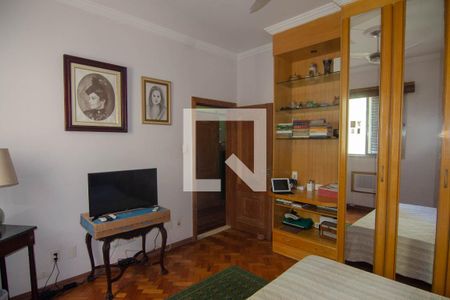 Apartamento à venda com 300m², 3 quartos e 1 vaga Apartamento à venda com 300m², 3 quartos e 1 vagaQuarto 1