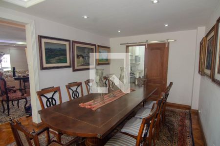 Apartamento à venda com 300m², 3 quartos e 1 vaga Apartamento à venda com 300m², 3 quartos e 1 vagaSala de Jantar