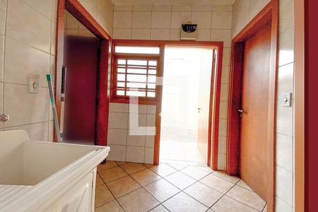 Casa à venda com 190m², 3 quartos e 3 vagasÁrea de Serviço