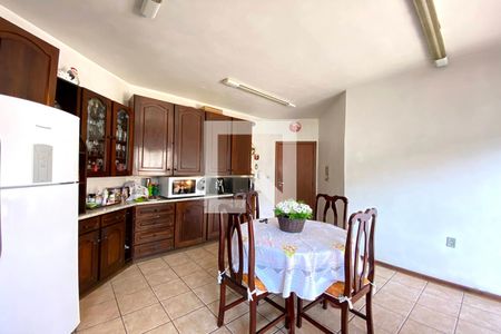 Casa à venda com 190m², 3 quartos e 3 vagasCozinha