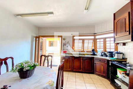 Casa à venda com 190m², 3 quartos e 3 vagasCozinha