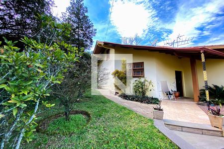 Casa à venda com 190m², 3 quartos e 3 vagasFachada