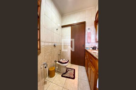 Casa à venda com 190m², 3 quartos e 3 vagasBanheiro