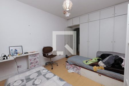 Casa à venda com 297m², 3 quartos e 4 vagasQuarto 2