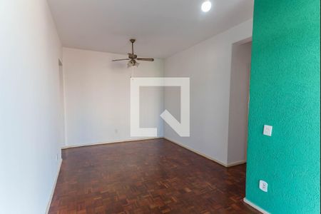 Sala  de apartamento para alugar com 2 quartos, 70m² em Vila Isabel, Rio de Janeiro