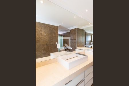 Apartamento à venda com 320m², 3 quartos e 4 vagasBanheiro da Suíte 3