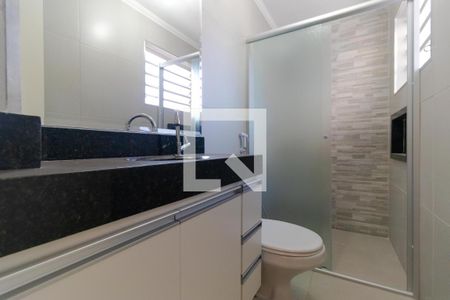 Apartamento à venda com 77m², 2 quartos e 1 vaga Apartamento à venda com 77m², 2 quartos e 1 vagaBanheiro