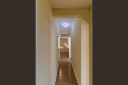 Apartamento à venda com 77m², 2 quartos e 1 vaga Apartamento à venda com 77m², 2 quartos e 1 vagaCorredor