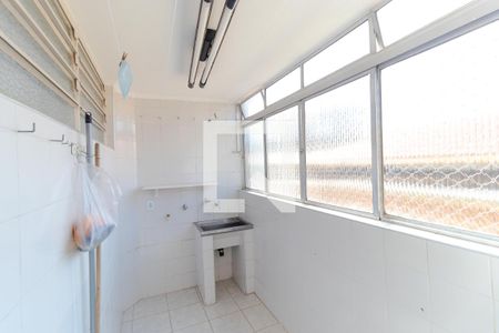 Apartamento à venda com 77m², 2 quartos e 1 vaga Apartamento à venda com 77m², 2 quartos e 1 vagaÁrea de Serviço