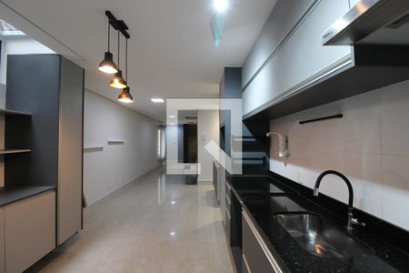 Sala/Cozinha de casa de condomínio para alugar com 2 quartos, 92m² em Santo Amaro, São Paulo