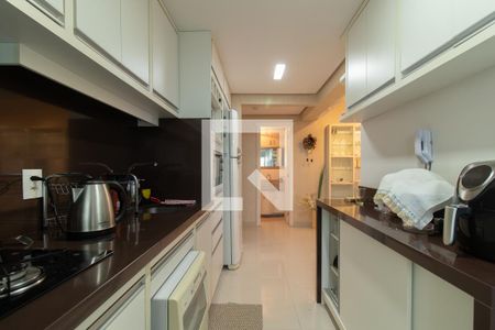 Apartamento à venda com 110m², 3 quartos e 2 vagas Apartamento à venda com 110m², 3 quartos e 2 vagasCozinha e Área de Serviço