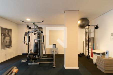 Apartamento à venda com 110m², 3 quartos e 2 vagas Apartamento à venda com 110m², 3 quartos e 2 vagasÁrea comum - Academia