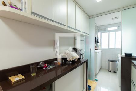Apartamento à venda com 110m², 3 quartos e 2 vagas Apartamento à venda com 110m², 3 quartos e 2 vagasCozinha e Área de Serviço